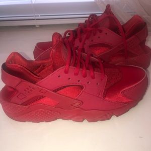 Red Nike Huaraches size 9